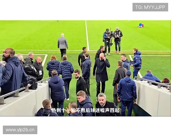 图多尔新闻发布会中途误以为结束匆忙离场